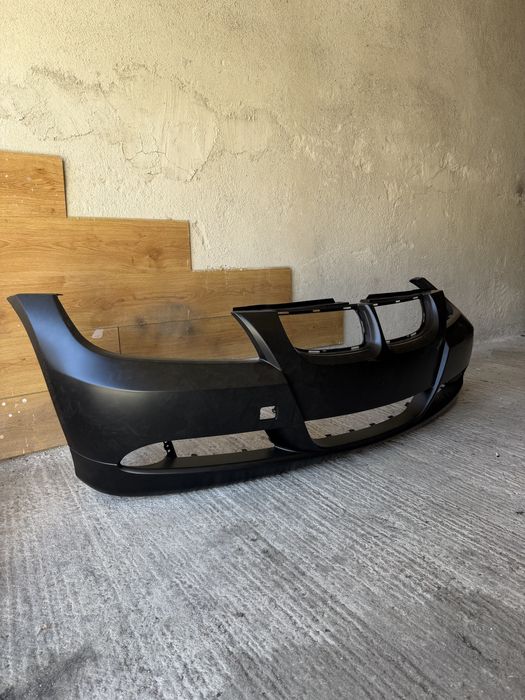 Чисто нова предна броня за BMW E90/91