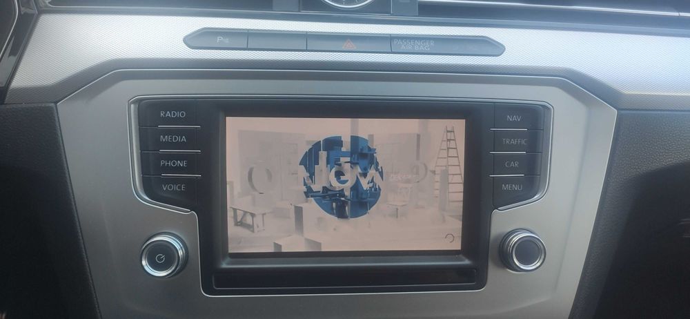 Оригинална Медия VW Passat,Golf,Touaran + тел Sony за видео в движение
