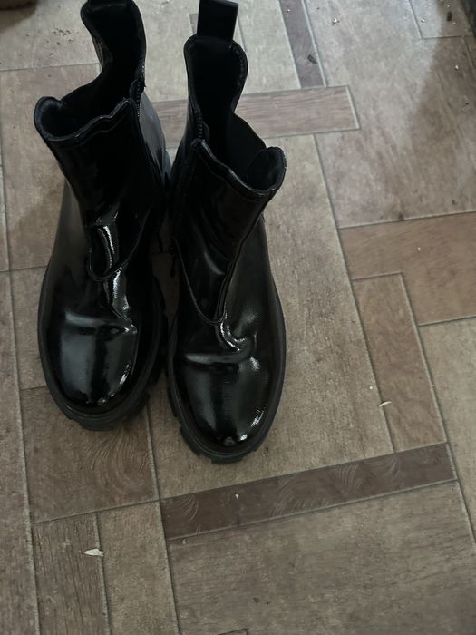 Зимние и осенние ботинки