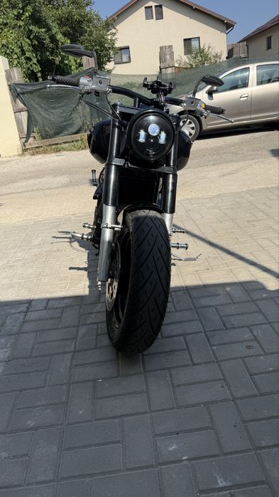 SUZUKI VL1500 Intruder Custom