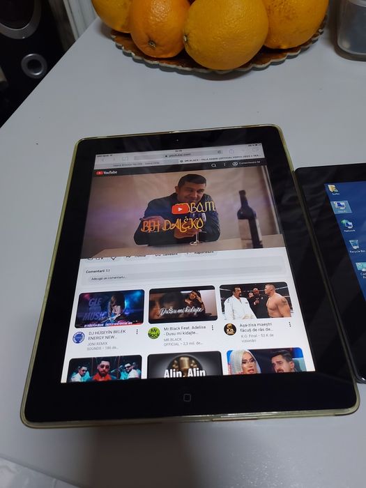 Tableta Surface Windows  si  I'Pad...