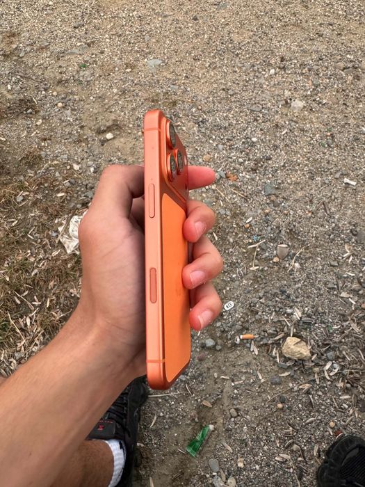 Iphone 17 pro , vând sau schimb