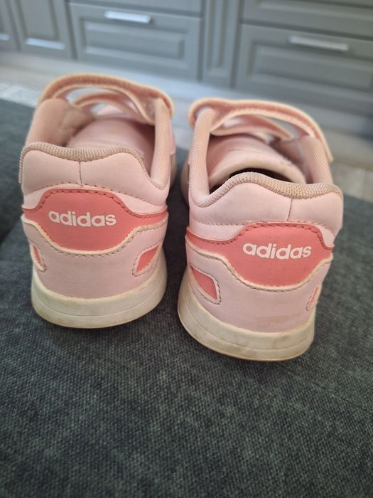 Детски маратонки Adidas 34