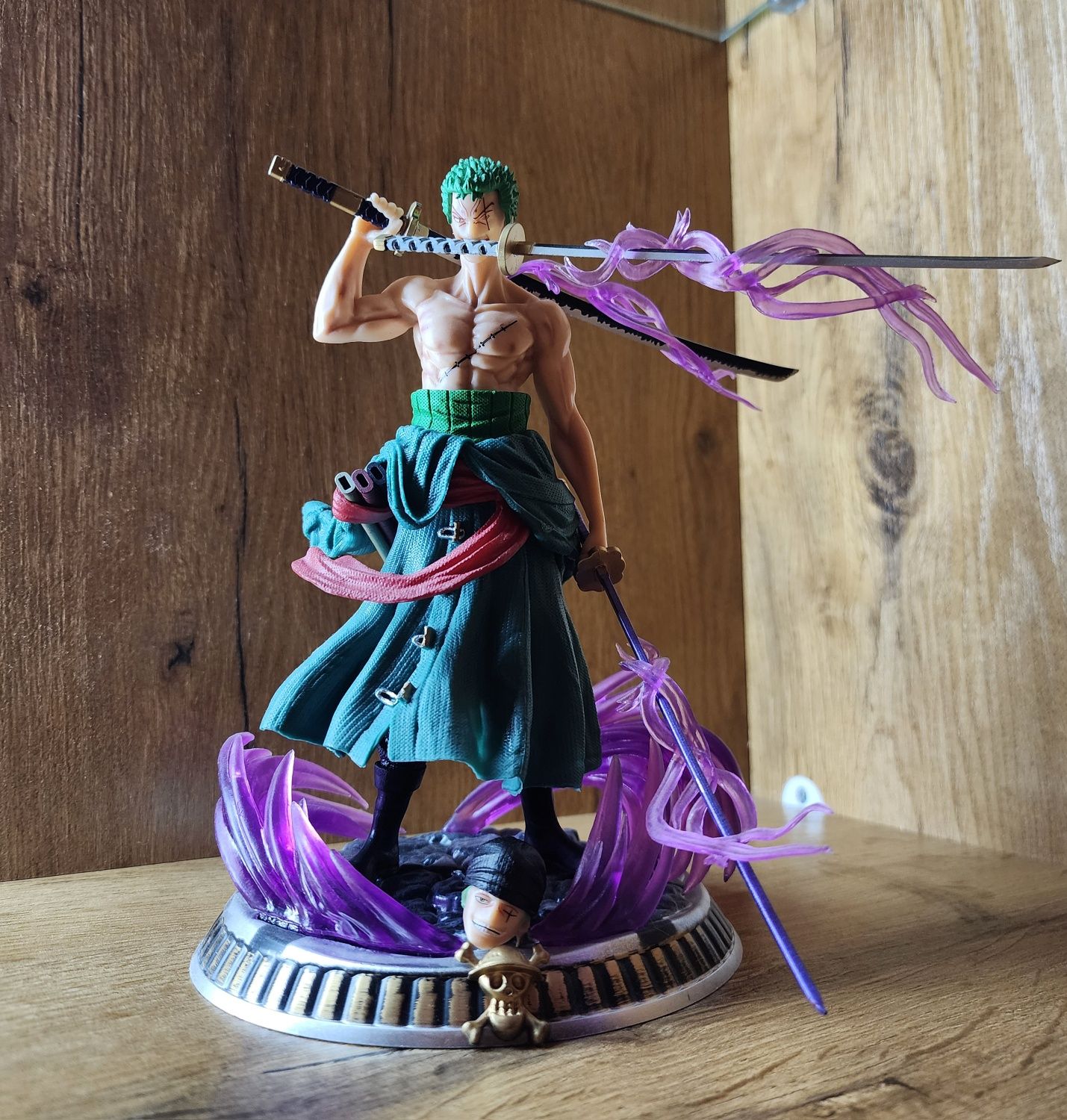 Фигурка Зоро из Аниме Ван Пис / Roronoa Zoro / One Piece: 350 000 сум -  Игрушки Ташкент на Olx