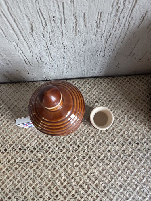 Продаю кувшинчик керамический