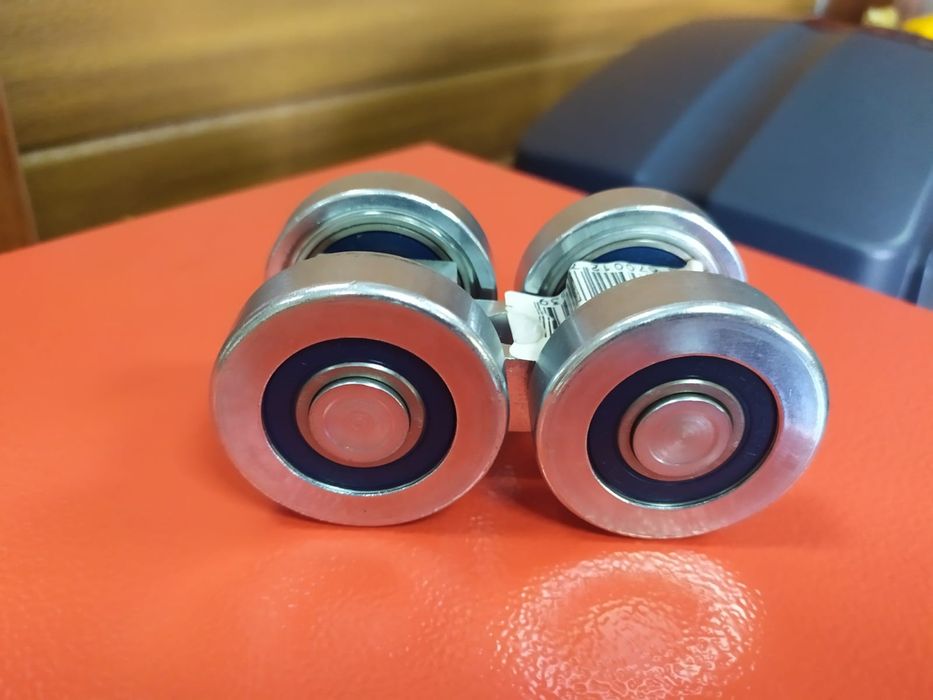 Консоли для ворот. Ролики для ворот