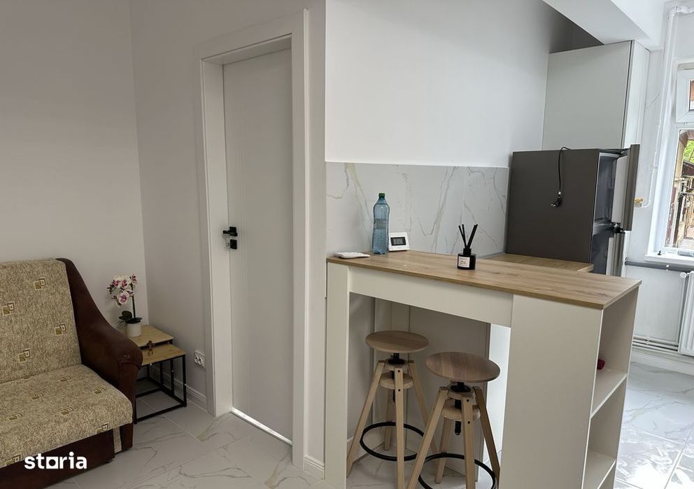 Apartament 2 camere, renovat integral, electrocasnice noi, semicentral
