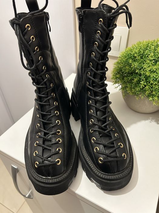 Дамски кожени боти