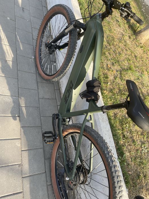 Vand bicicleta electrica se vinde urget , pentru mai multe detalii , lasati mesaj in privat