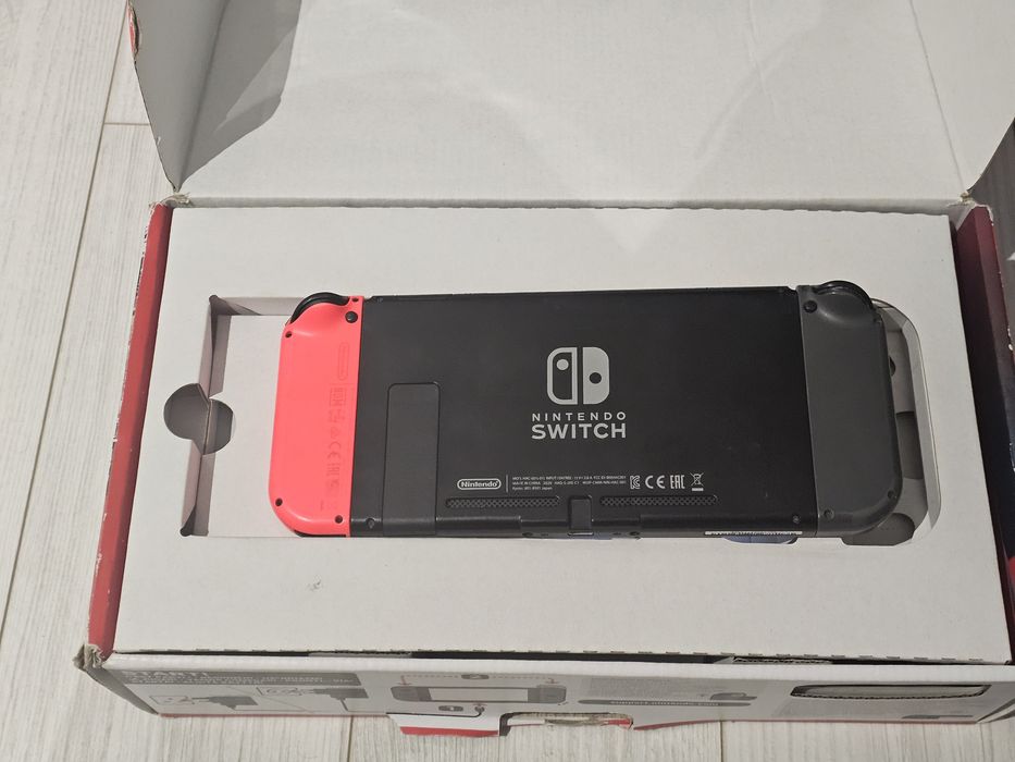 Vand consola nintendo switch v2