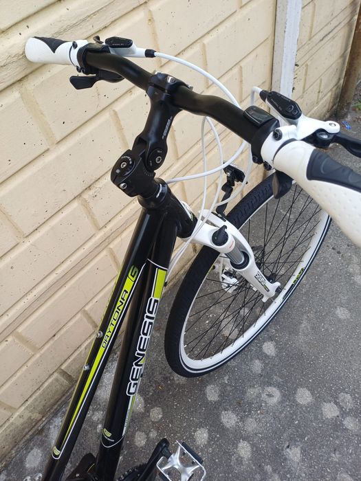Bicicletă cross Genesis