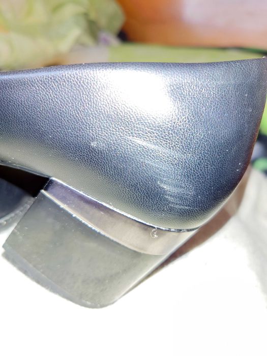 Обувки с дебел ток