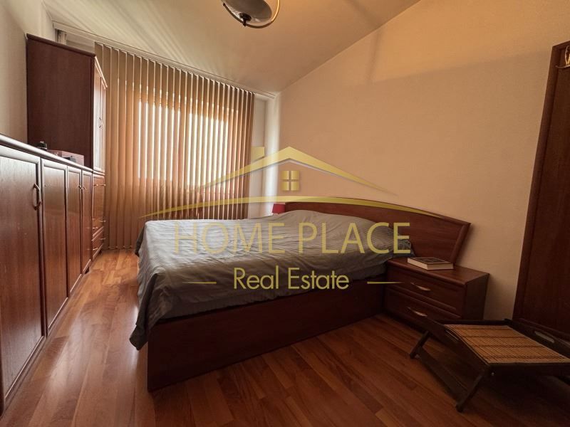 Тристаен апартамент в ж.к. Трошево