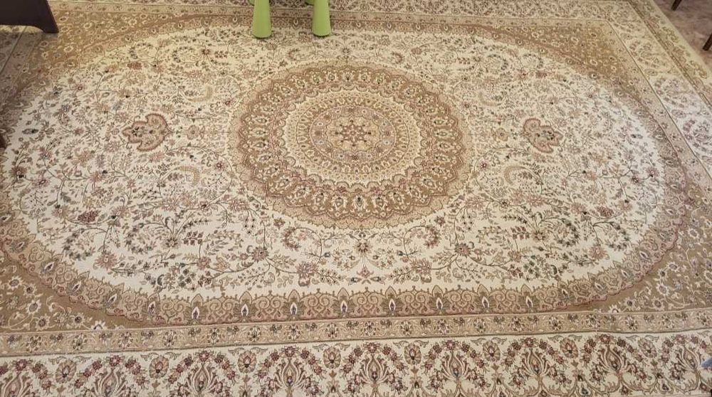 Ковер большой качественный б/у