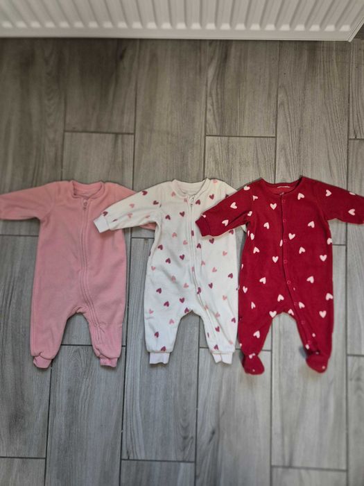 Set pijamale si body-uri H&M [62]