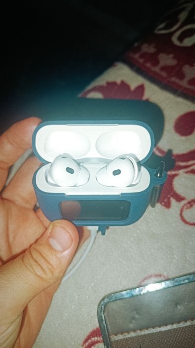 Airpods pro с экраном