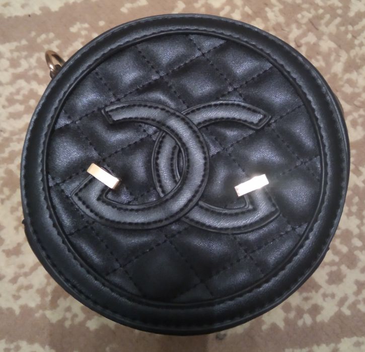 Продам сумки б/у