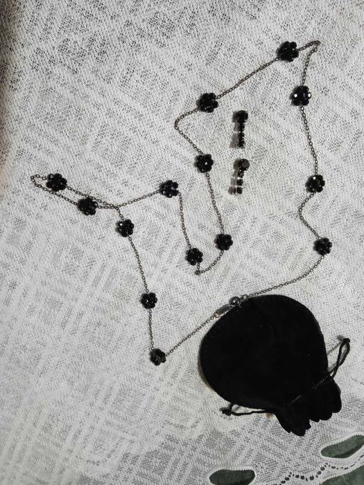 Нежен Комплект в черно