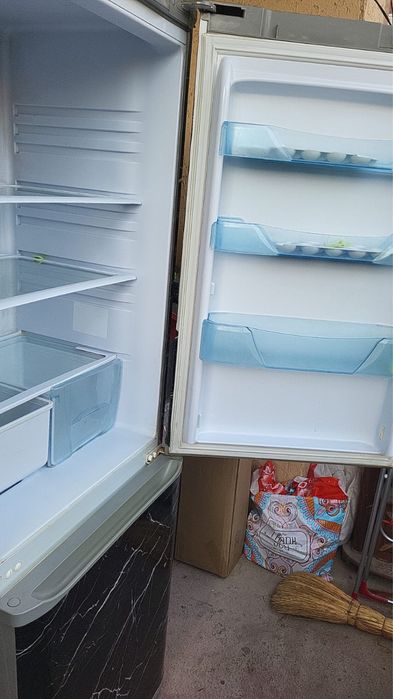 Холодильник б/у сатылады