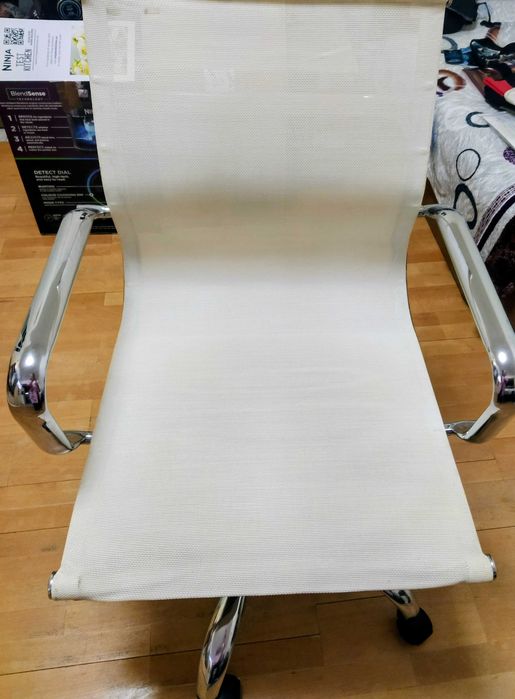 Офис стол в отлично състояние