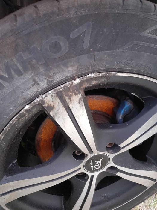 Jante aliaj si otel cu anvelope vara respectiv iarna 185/65/R15