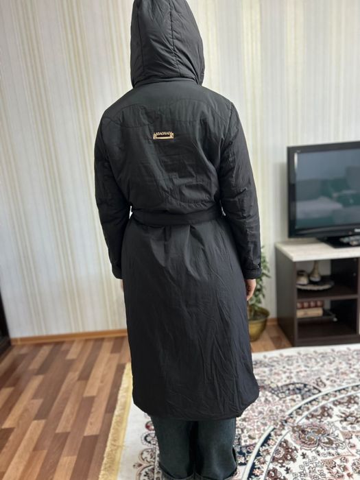 Продам новый плащ