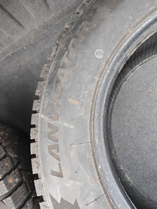 Шины шипованые пара