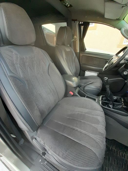 Авточехол на хайлюкс