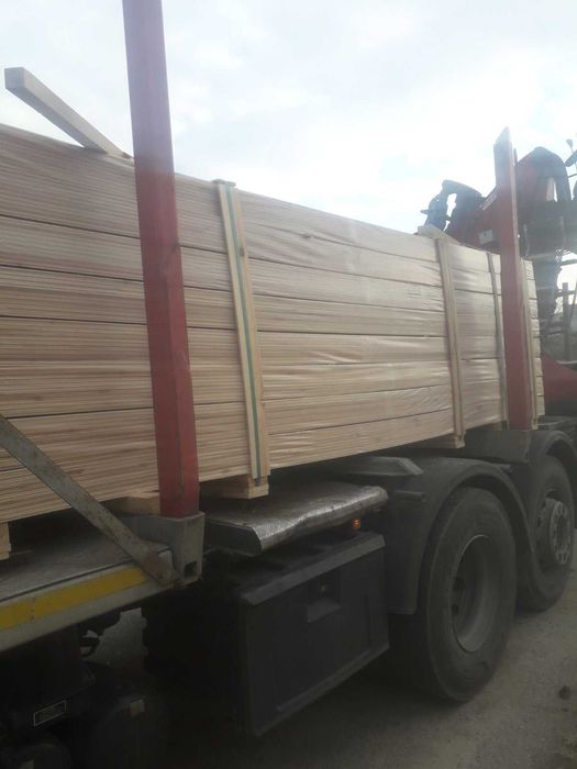 предлагам хидрофобен шперплат,ламперия,челни дъски, дървен материал