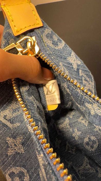 сумка Louis Vuitton Hills Pochette Monogram