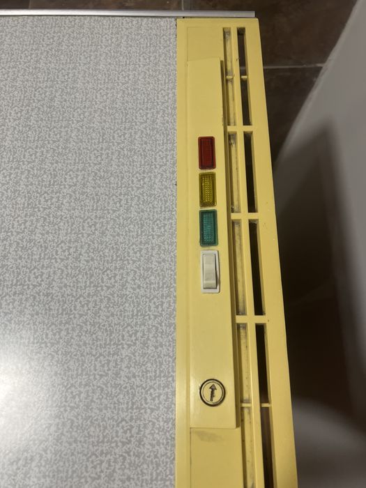 Морозильная камера, морозит отлично