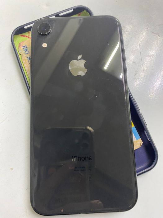 iphone xr в хорошем состоянии