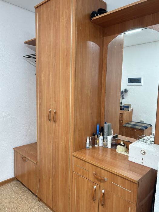 Шкаф в прихожую