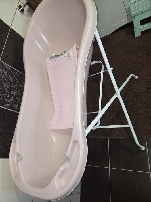 Корито със стойка и подложка 30 лв.