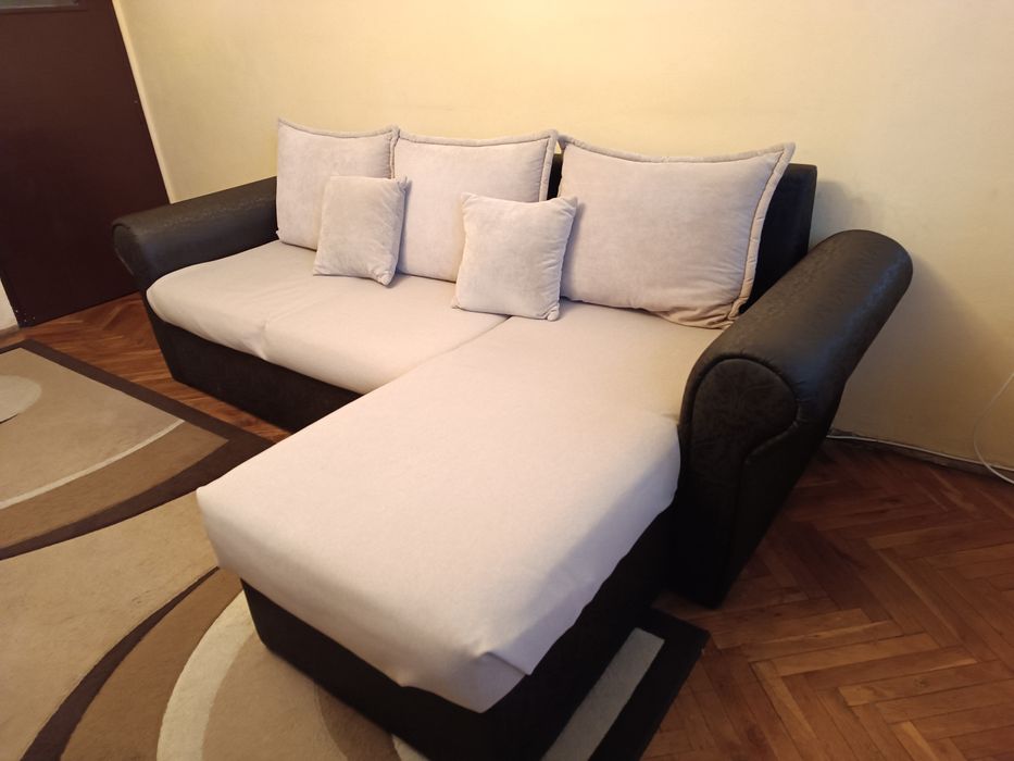 Диван ,разтегателен