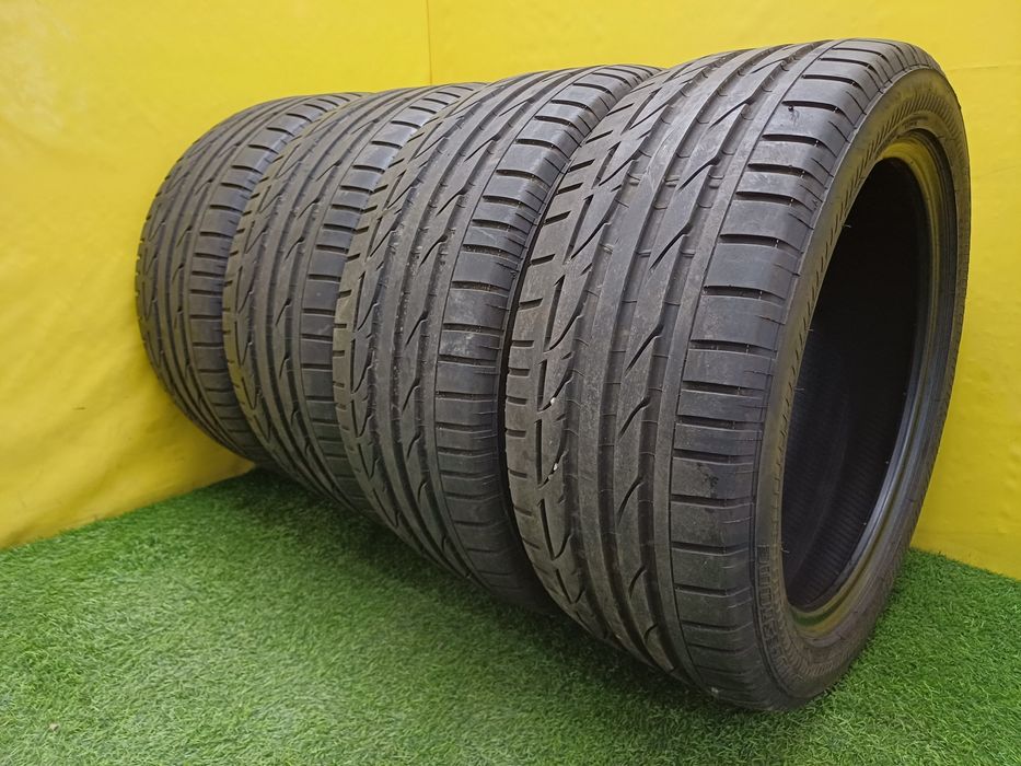 Шины 245/45 - 275/40 RF18 Bridgestone разноширокий комплект.