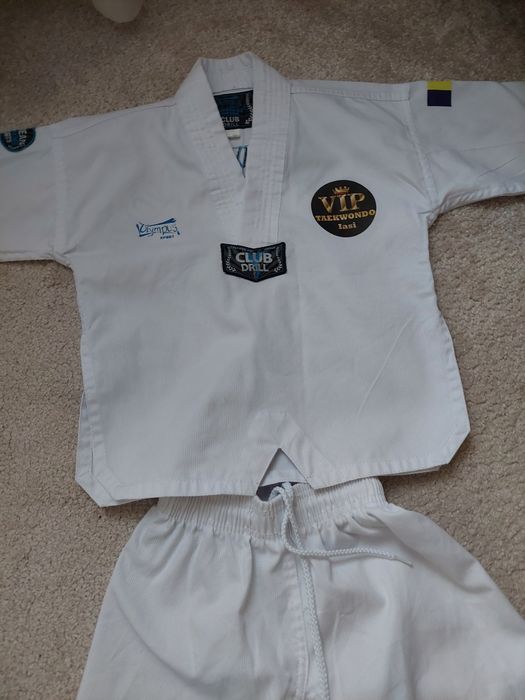 Costum Taekwondo VIP marimea 110