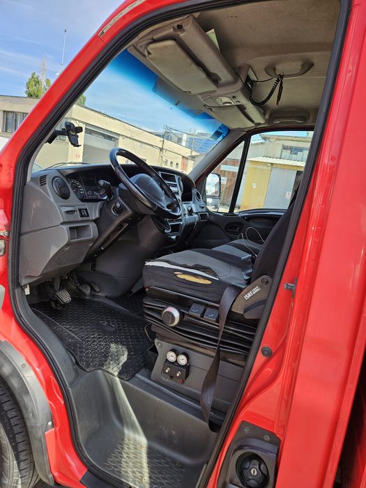 Iveco daily cu lift 35S11