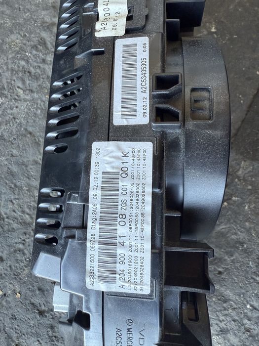 W204 Фейстлиф Километраж Мерцедес Ц класа 2012г