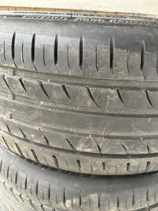 Cauciucuri 225 ZR 35 20