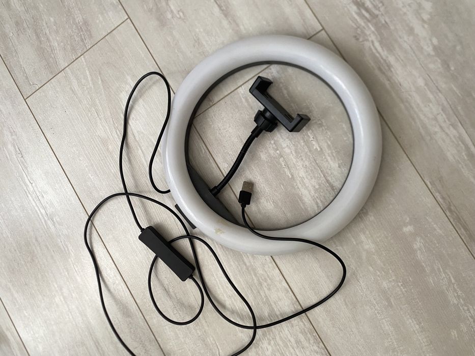 Лампа без штатива