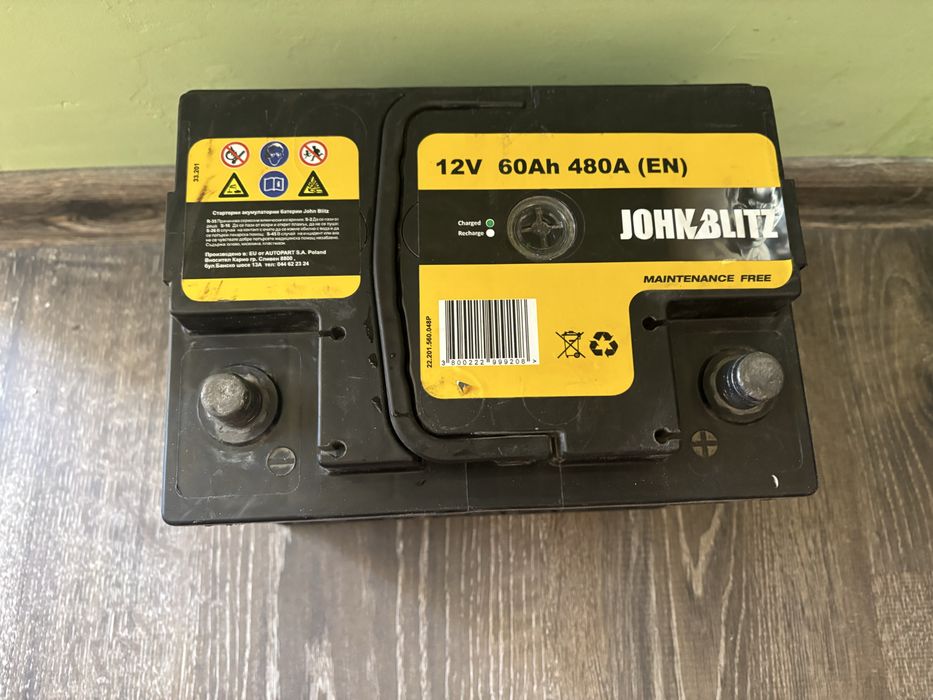 Акумулатор JOHN BLITZ