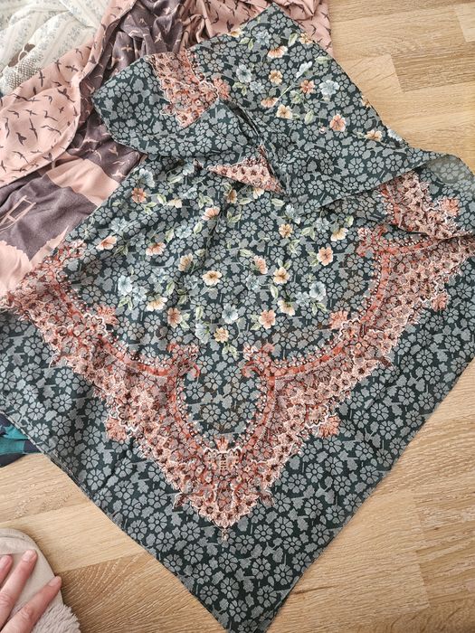 Флорална блуза туника риза лятна на цветя с дантела асиметричен ръкав