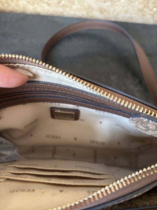 Дамска чатна GUESS