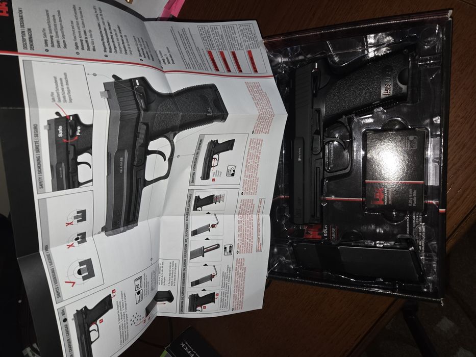 Pistol airsoft Umarex H&K USP CO2