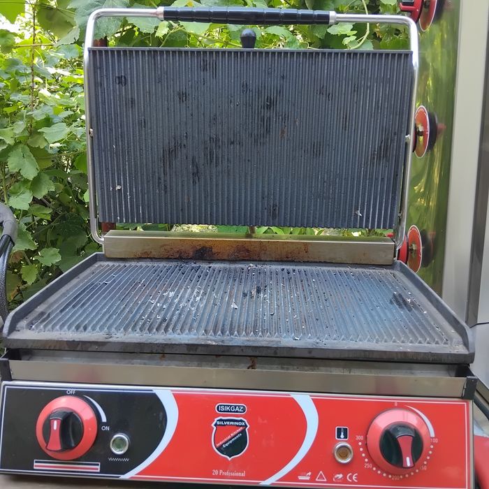 Тестир и лаваш (шавурма аппарат)