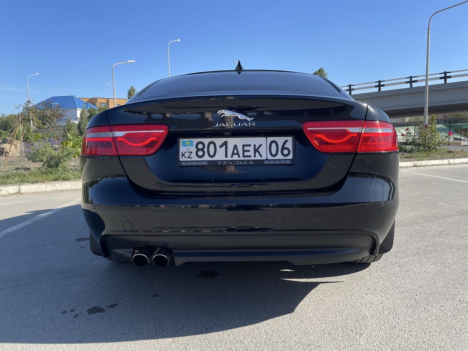 Продам срочно Jaguar XE