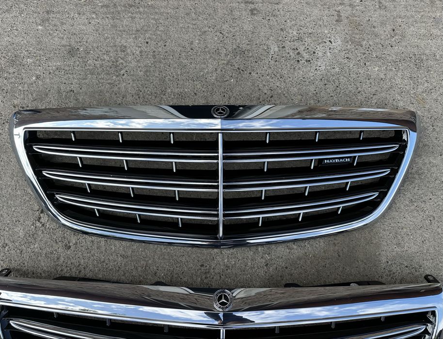 Grila frontala / Grila bara fata Mercedes / Maybach S W222 2013-2020
