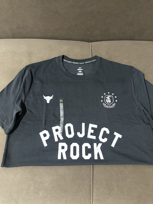 Футболка от Under armour