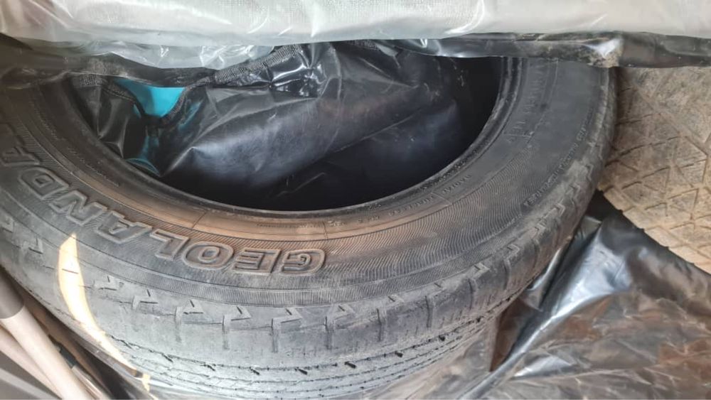 Резина Yokohama на Ланд Крузер 200